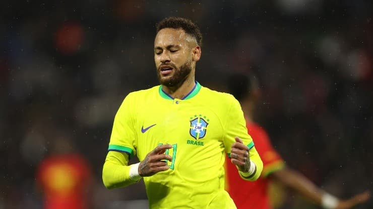 Neymar deve affrontare un processo complicato.