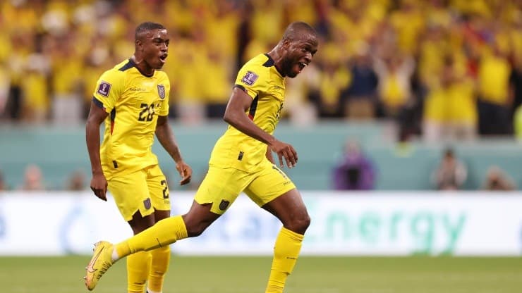 Enner Valencia, eroe dell'Ecuador al debutto.