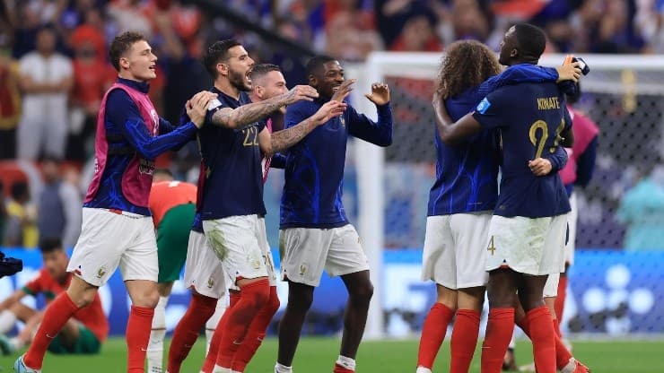 La nazionale francese soffre in vista della finale di Coppa del Mondo.