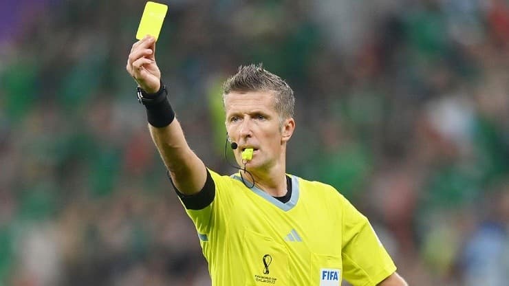 Daniele Orsato, arbitro italiano.