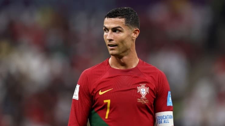 Cristiano Ronaldo è entrato in campo contro il Portogallo.